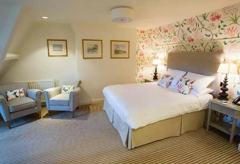 בית מלון כפרי Gisborough Hall