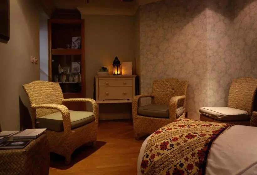 בית מלון כפרי Gisborough Hall