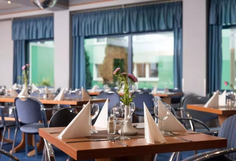 هتل Good Morning + Berlin City East