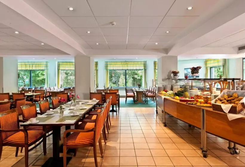 هتل Good Morning + Berlin City East