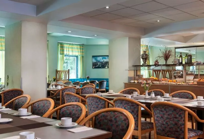 هتل Good Morning + Berlin City East