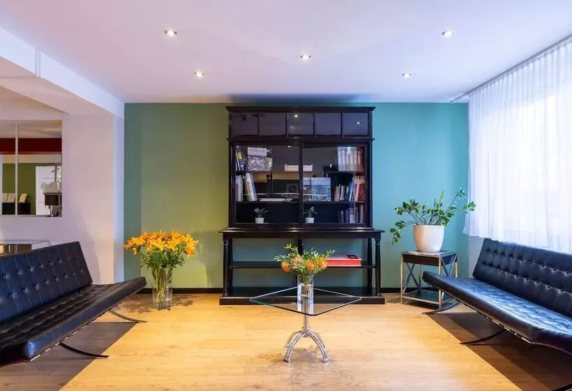 هتل Good Morning + Berlin City East