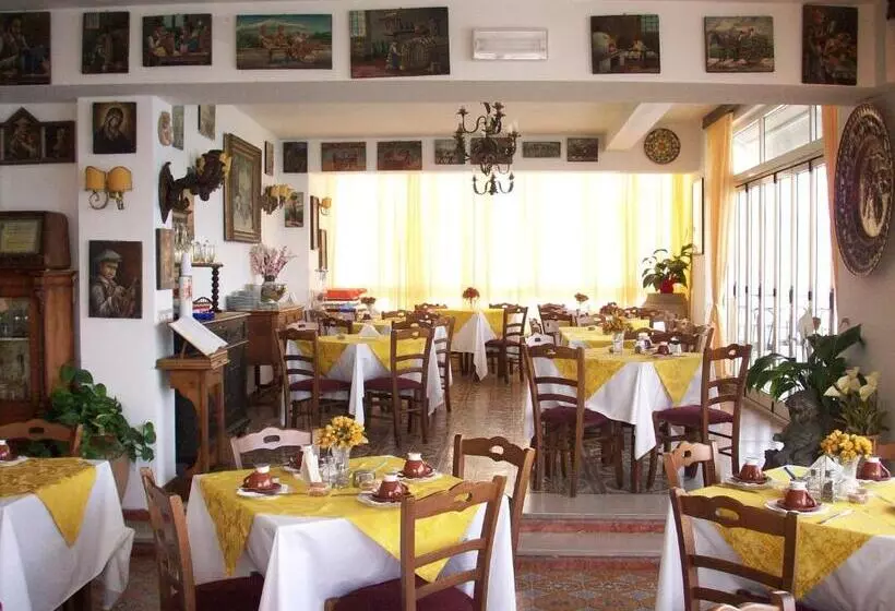 בית מלון כפרי La Riva