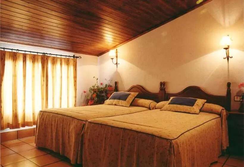 Отель Paraiso De Bujaraiza