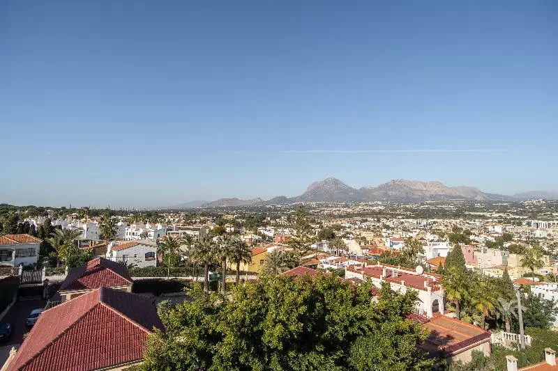 בית מלון כפרי Sun Palace Albir & Spa