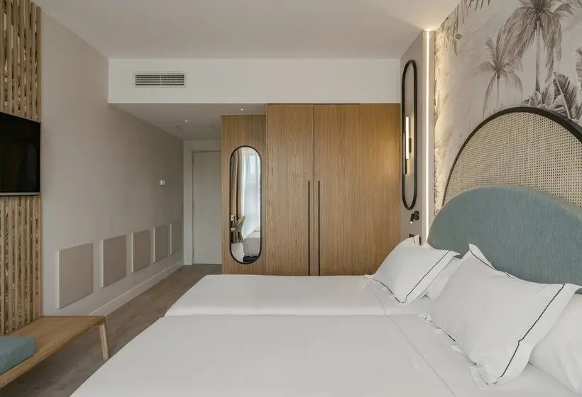 Hotelli Vincci Maritimo