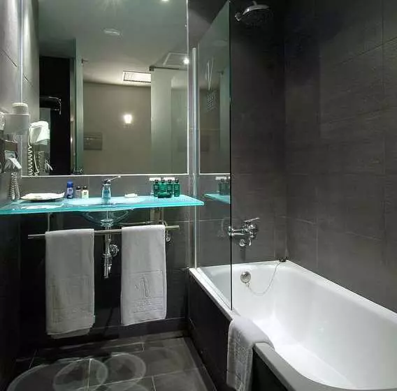 Hotelli Vincci Maritimo