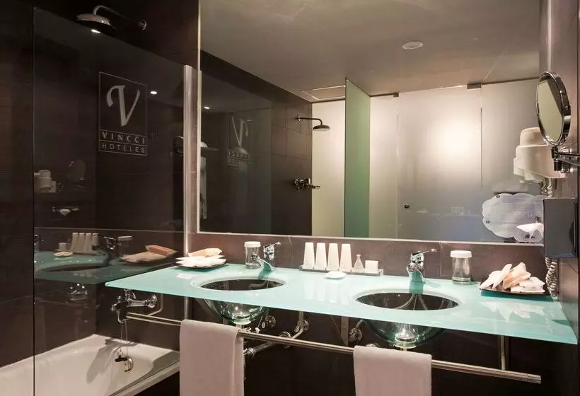 Hotelli Vincci Maritimo