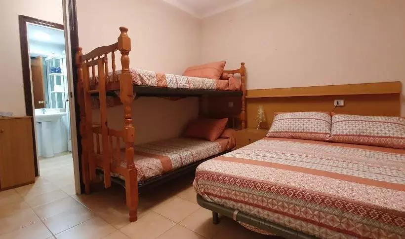 Miramar Serveis   7369 Pins Ii