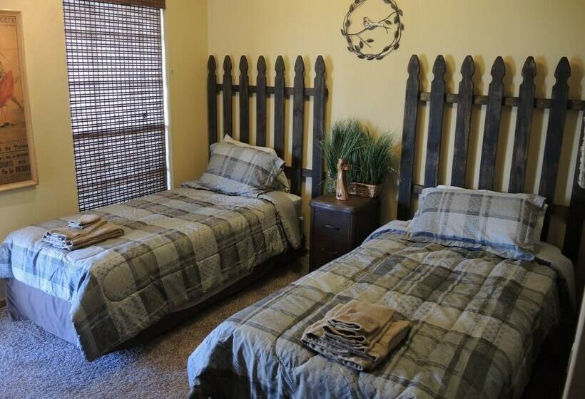 Bed & Breakfast Night Bird Ranch