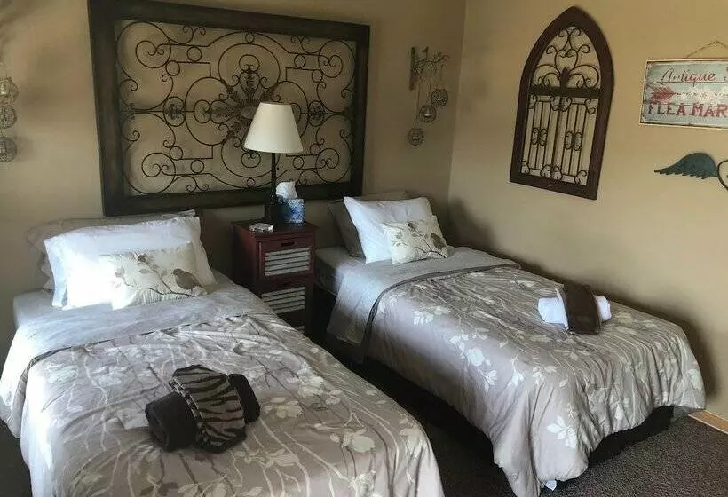 Aamiaismajoitus (B&B) Night Bird Ranch