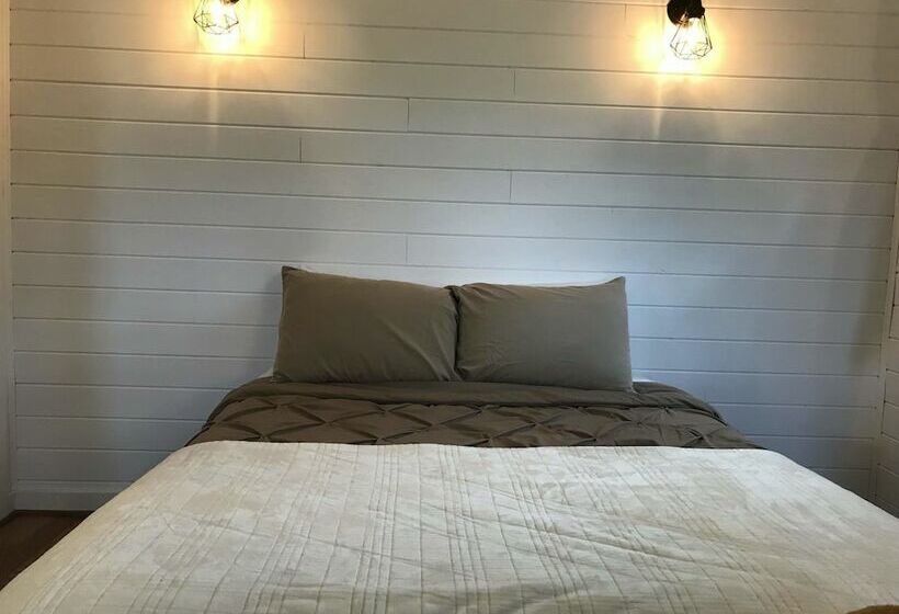 Bed & Breakfast Night Bird Ranch