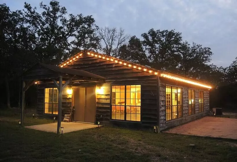 Aamiaismajoitus (B&B) Night Bird Ranch