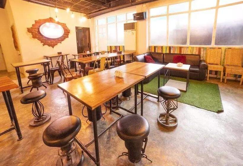 ホテル Edilberto's Bed And Breakfast By Oyo Rooms