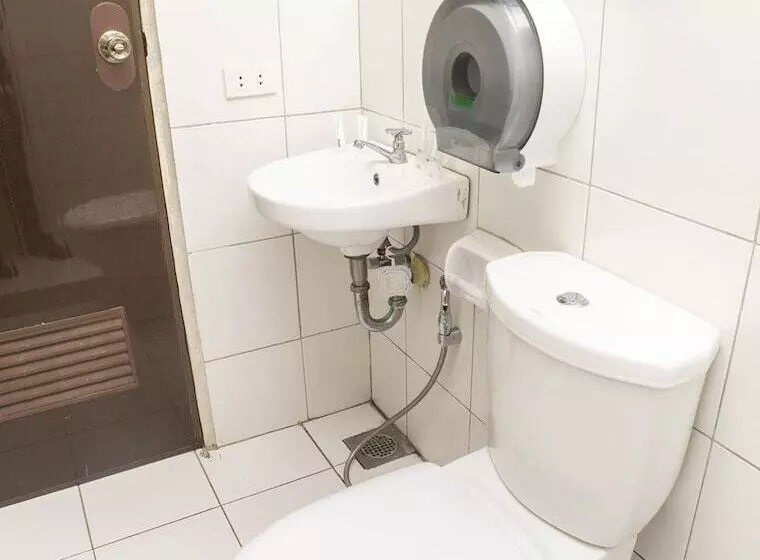 ホテル Edilberto's Bed And Breakfast By Oyo Rooms