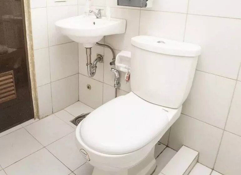 ホテル Edilberto's Bed And Breakfast By Oyo Rooms