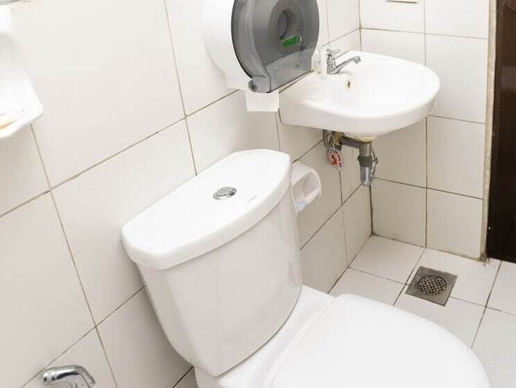 בית מלון כפרי Edilberto's Bed And Breakfast By Oyo Rooms