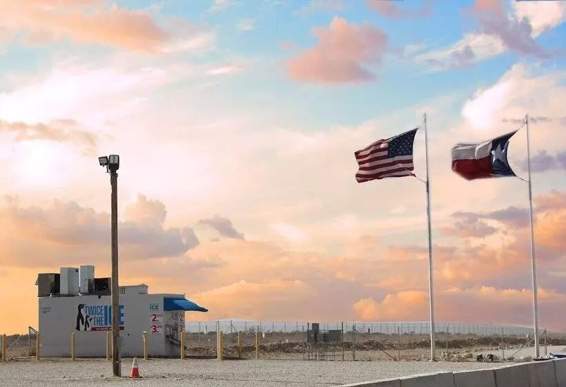 Hotelli Target Hospitality   Mentone Skillman Station Lodge