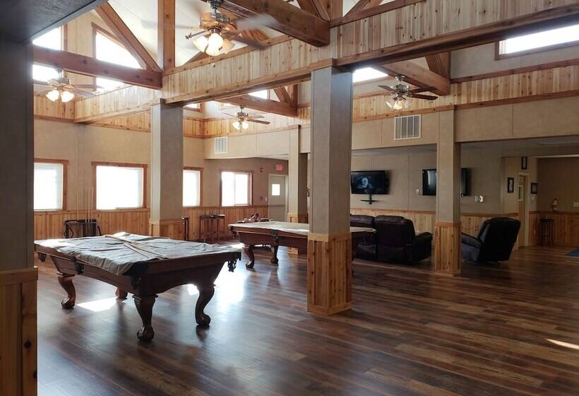 فندق Target Hospitality Mentone Skillman Station Lodge