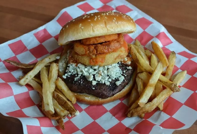 Hotelli Target Hospitality   Mentone Skillman Station Lodge