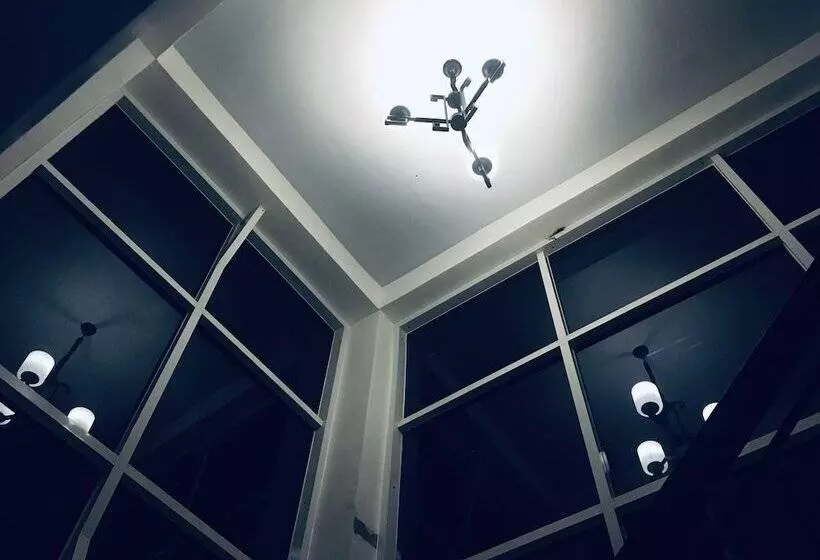 ホテル Vitasolo Hometel & Suite