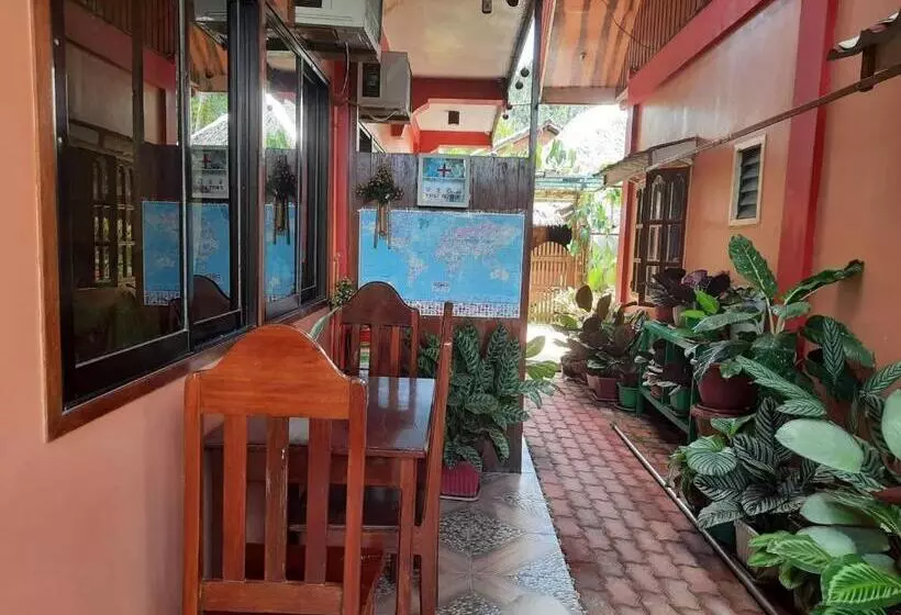 ペンション Ferranco Tourist Inn