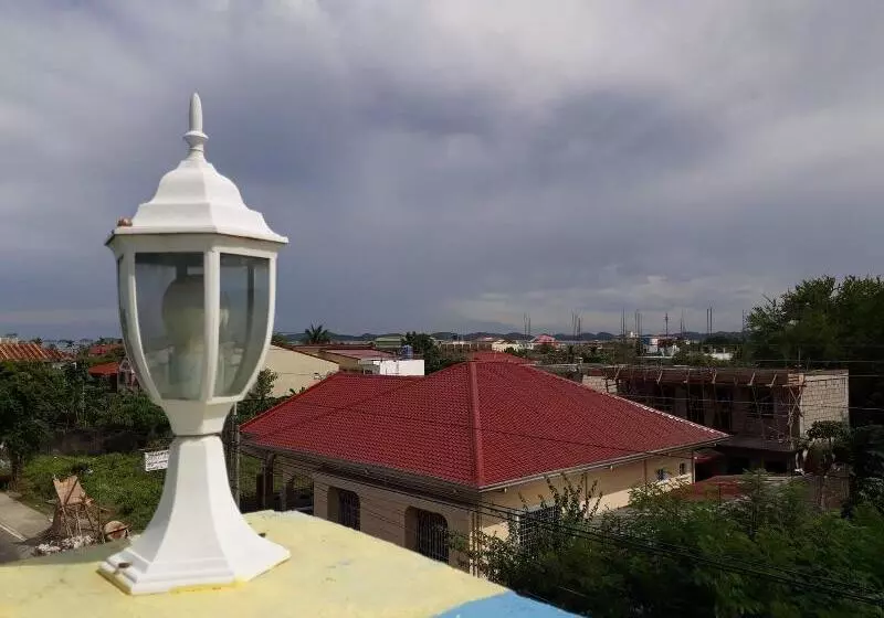 Ravara Natividad Pension House
