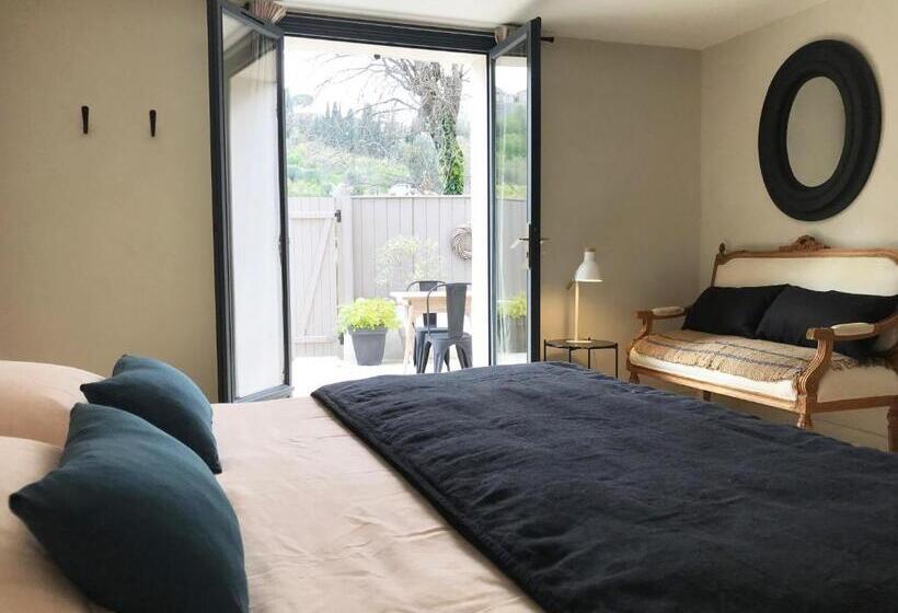 تختخواب و صبحانه Bastide Nomade   Guest House