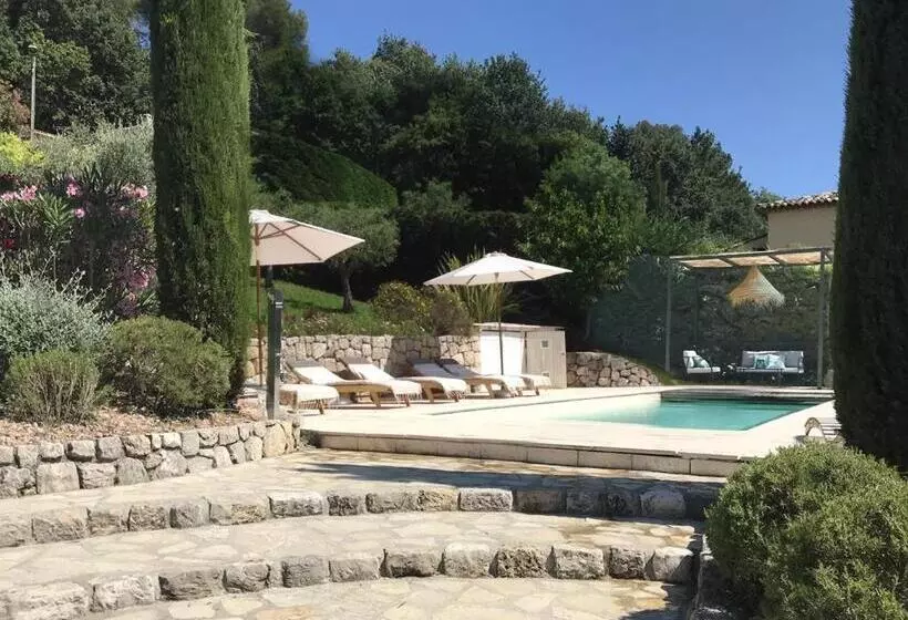 Aamiaismajoitus (B&B) Bastide Nomade   Guest House
