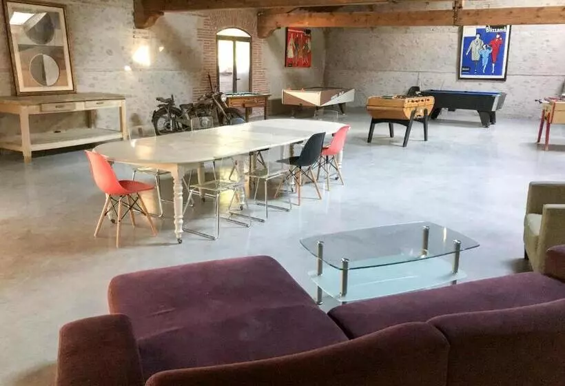 Aamiaismajoitus (B&B) Domaine Castell De Blés