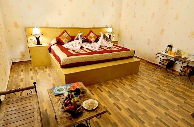 Hotel Chokhi Dhani Desert Camp