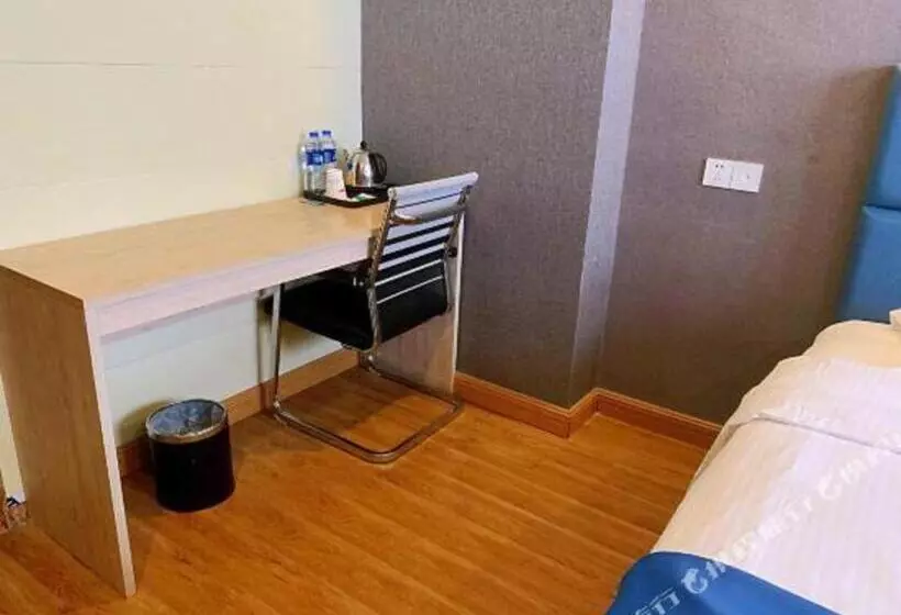 Pai Hotel Zhuhai Xinxiangzhou China Resources Vanguard Minzhu Railway Station