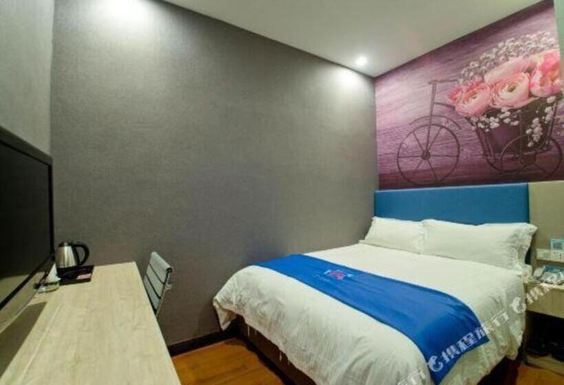 Pai Hotel Zhuhai Xinxiangzhou China Resources Vanguard Minzhu Railway Station