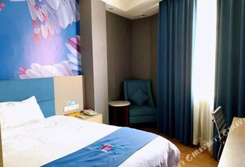 Pai Hotel Zhuhai Xinxiangzhou China Resources Vanguard Minzhu Railway Station