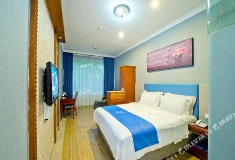 Pai Hotel Zhuhai Xinxiangzhou China Resources Vanguard Minzhu Railway Station