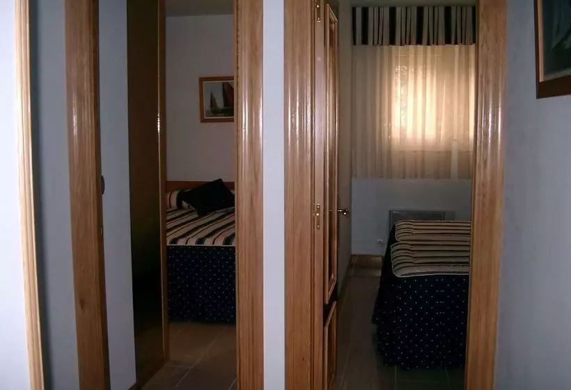 Apartamentos La Marina