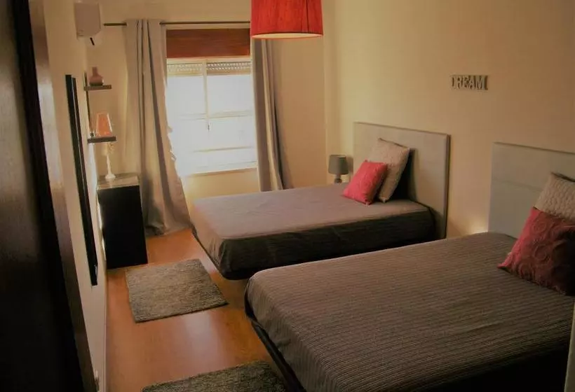 Apartamentos Maralvor