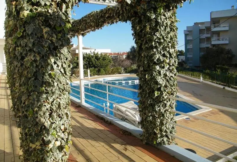 Apartamentos Maralvor