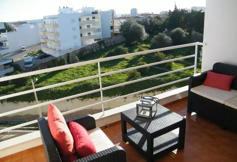 Apartamentos Maralvor