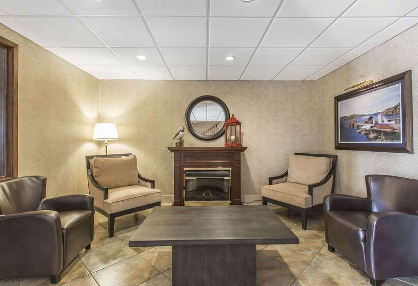 هتل Comfort Inn Gander