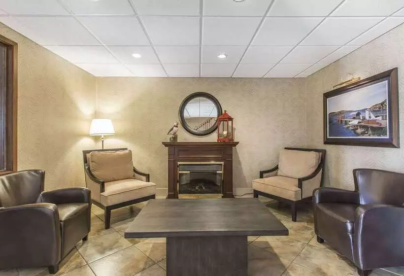 Отель Comfort Inn   Gander