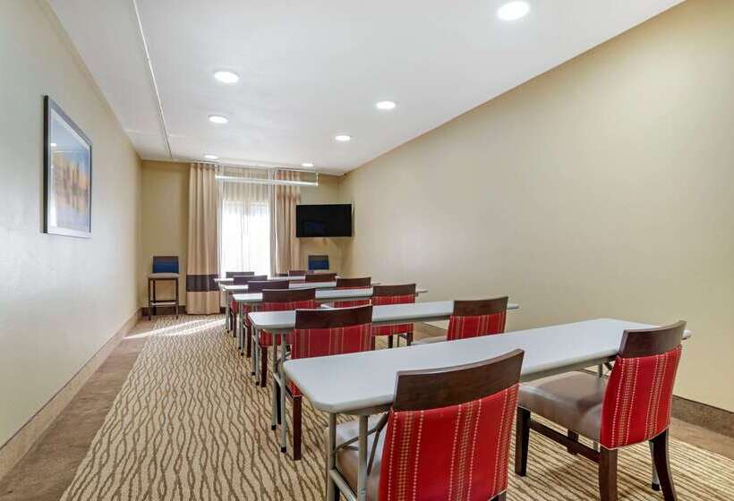 فندق Comfort Suites Mobile East Bay