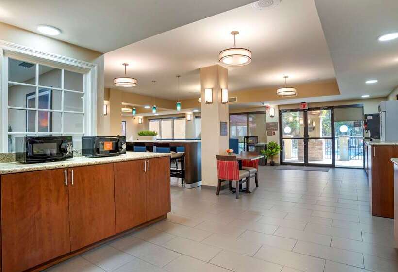 فندق Comfort Suites Mobile East Bay