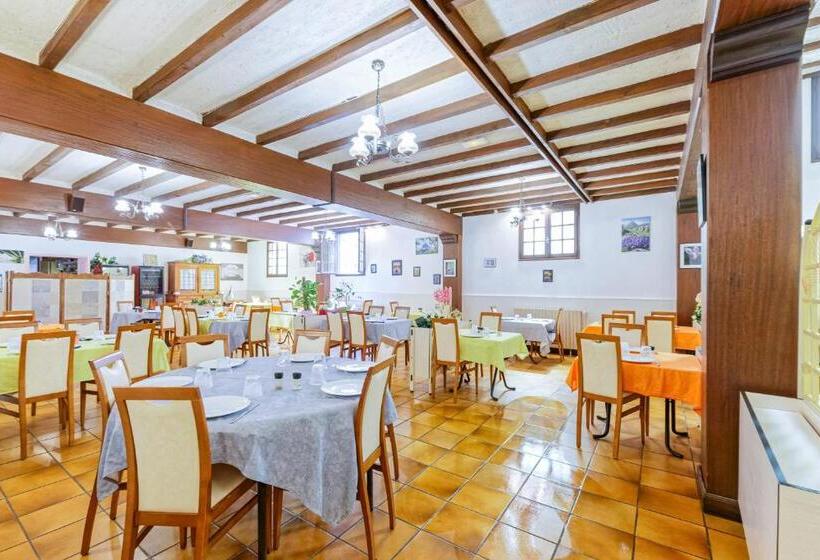 호텔 Logis Hôtel De France