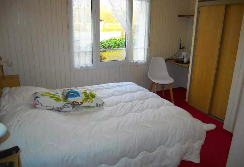 Hotel Hôtel De Tessé