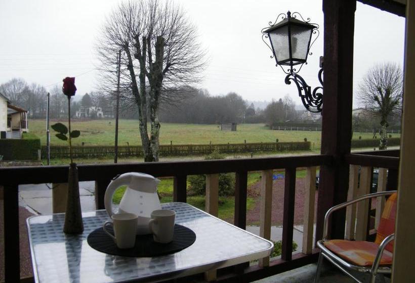 ホテル Hôtel De Tessé