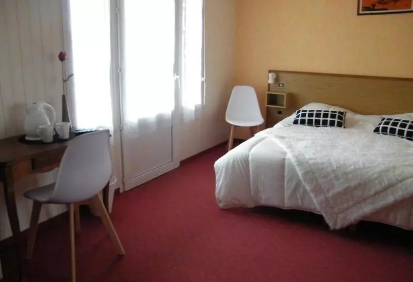 Hotel Hôtel De Tessé