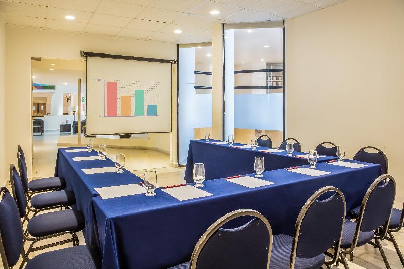 Otel Fiesta Inn Aguascalientes