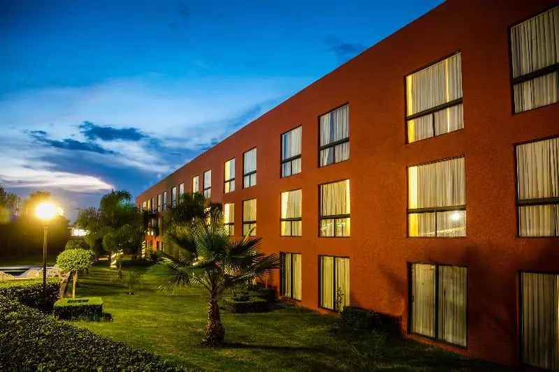 בית מלון כפרי Fiesta Inn Aguascalientes