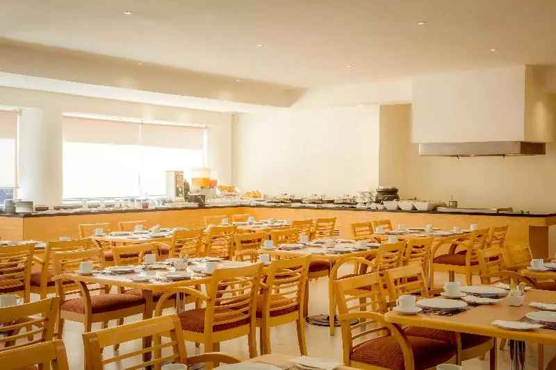 בית מלון כפרי Fiesta Inn Aguascalientes